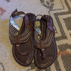 Adorable sandals brown with gold accents 6